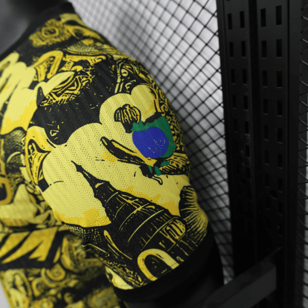 Camisa Brasil Especial Cristo Redentor em Amarelo - Versão Jogador